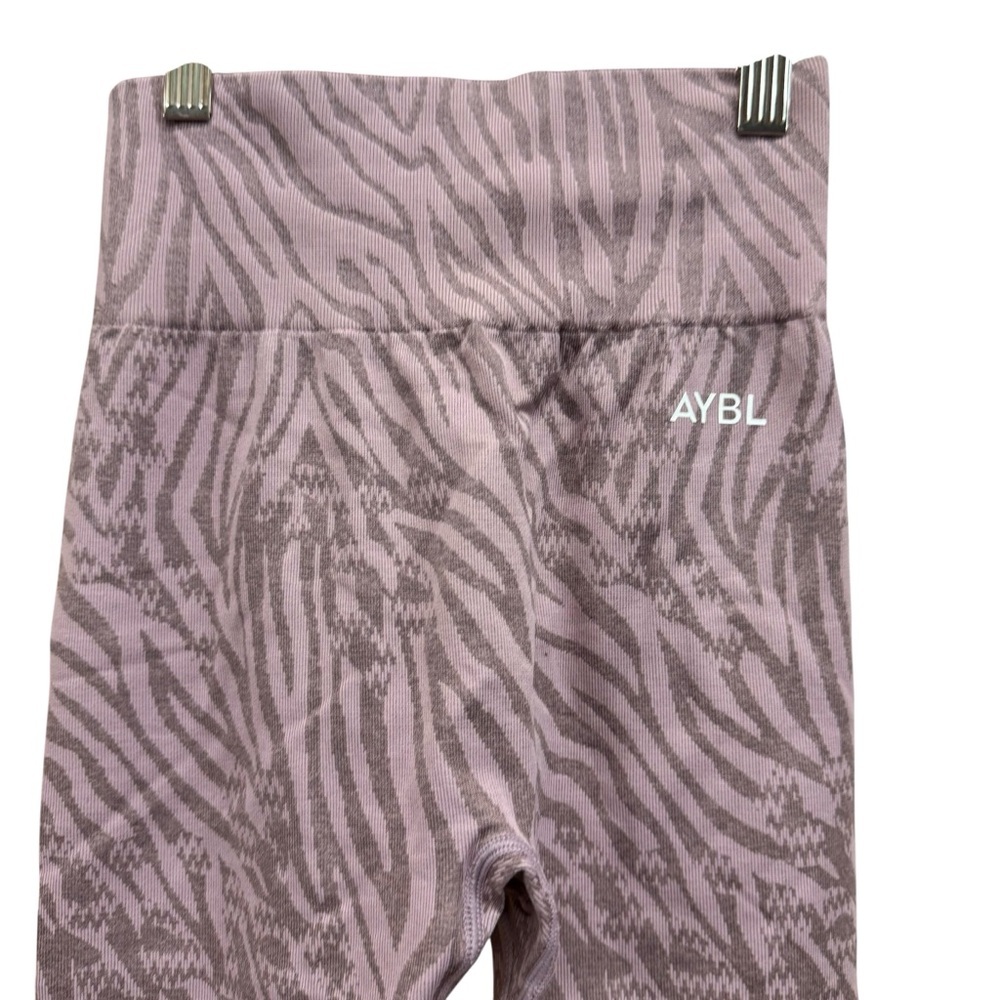 AYBL Mauve Zebra Print Leggings EUC Size Small